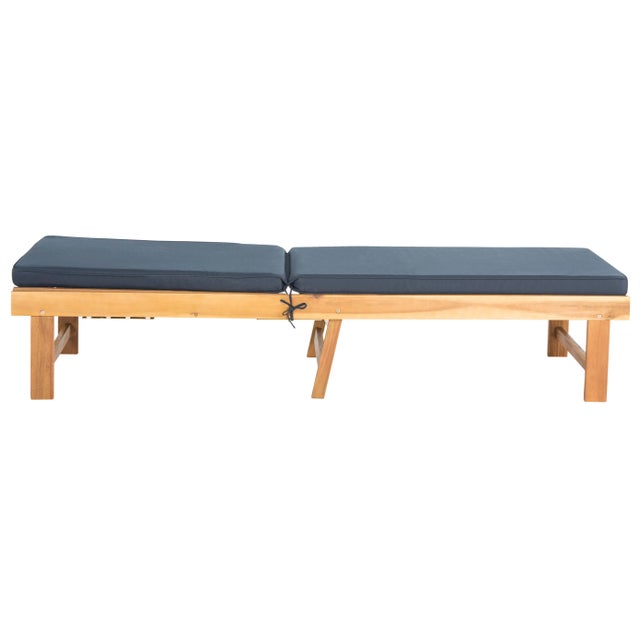 Outdoor Chaise Lounge Chair in Natural & Navy For Sale - Image 4 of 7