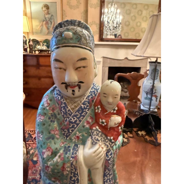 Chinese Pair of Antique Chinese Famille Rose Style Figurines For Sale - Image 3 of 8