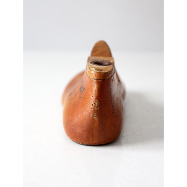 Vintage 1930s Wooden Shoe Last Form United Shoe Machinery For Sale - Image 10 of 12