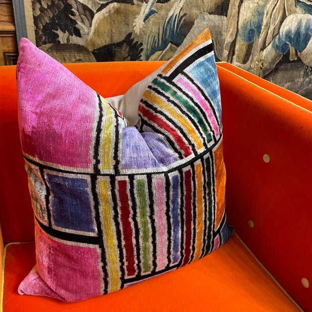 These are incredible and mix and match with any decor. Absolutely beautiful velvet all handmaid on a hand loom in...