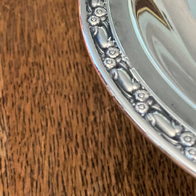 Metal Oneida Compote Silverplated Bowl "Park Lane" Pattern For Sale - Image 7 of 9