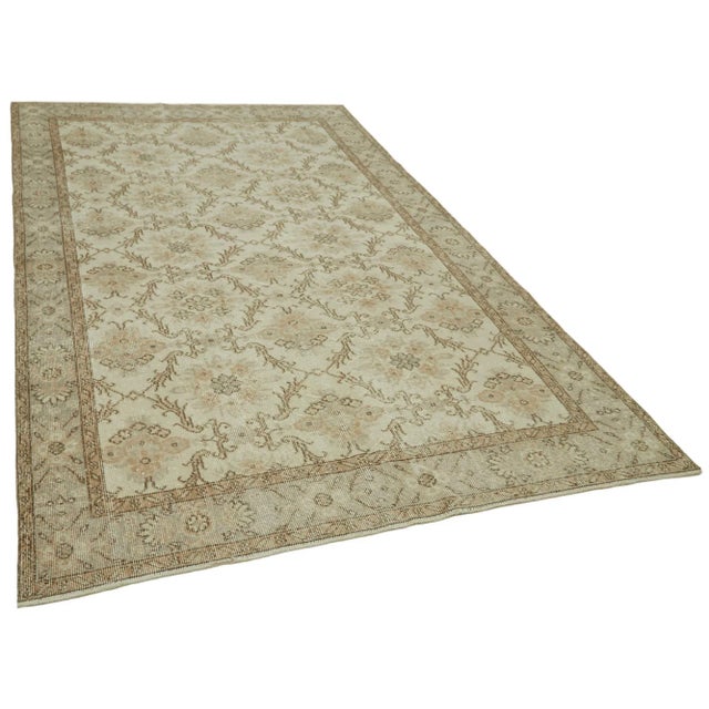 Type Weft & Warp Thickness Approx Vintage carpets are produced of 30 - 70 years old and traditional hand knotted Turkish...