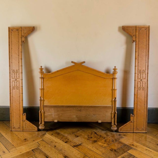 French Faux‑bamboo Birds‑Eye Maple and Marble Dressing Cabinet, 1890 For Sale - Image 11 of 13