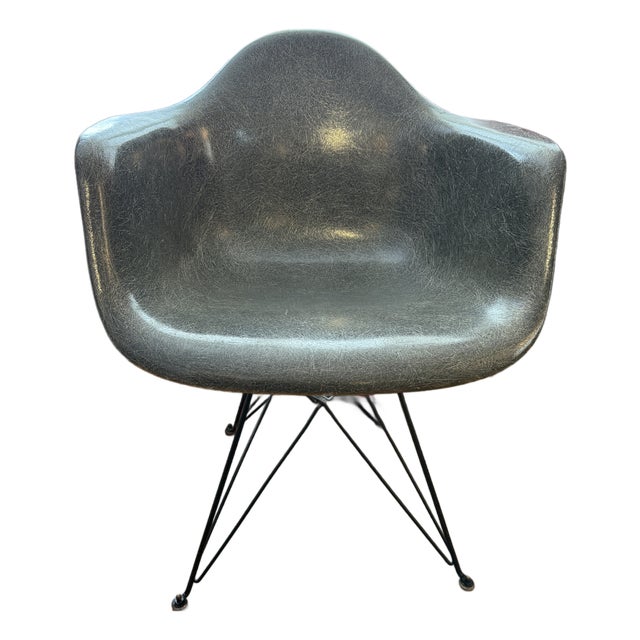 1950s 1st Generation Herman Miller Eames Zenith Label Rope Edge Dar Arm Shell Chair in Elephant Hide Grey For Sale