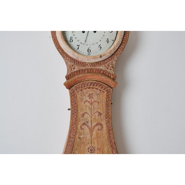 Brown Gustavian Long Case Clock in Hand-Carved Pine, Sweden, 1790 For Sale - Image 8 of 11