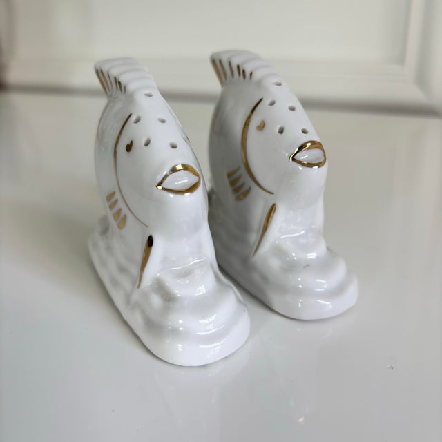 French Limoges France Vintage Porcelain Fish Gold Trim Salt and Pepper Shaker Set For Sale - Image 3 of 8