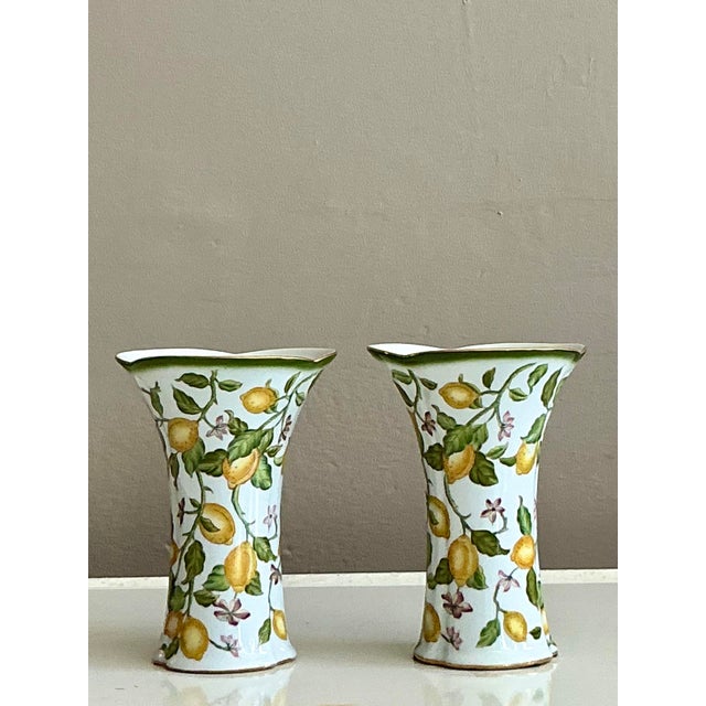 Late 20th Century Vintage Regency Lemon Branch Cache Pots - A Pair For Sale - Image 5 of 5