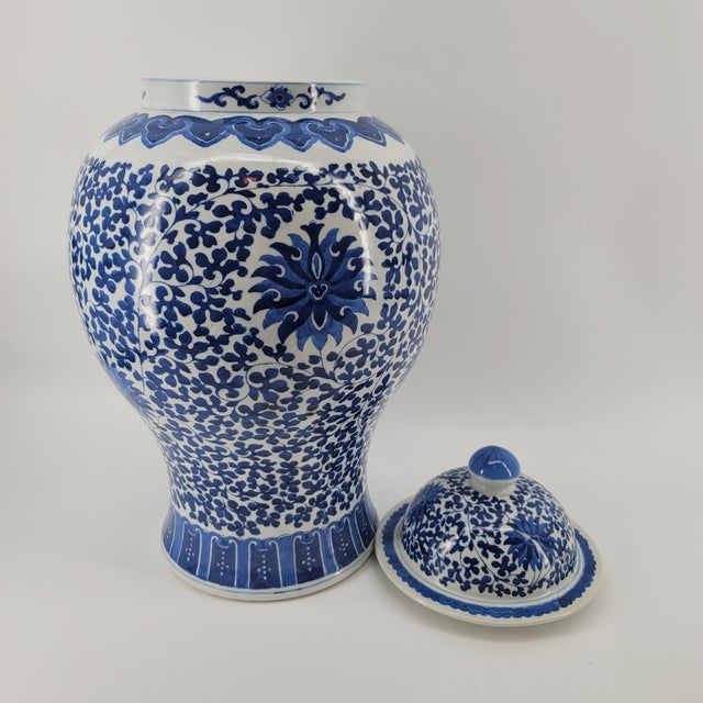 Chinoiserie Vintage Large Hand-Painted Chinoiserie Blue & White Lotus Temple Porcelain Jar With Lid For Sale - Image 3 of 18