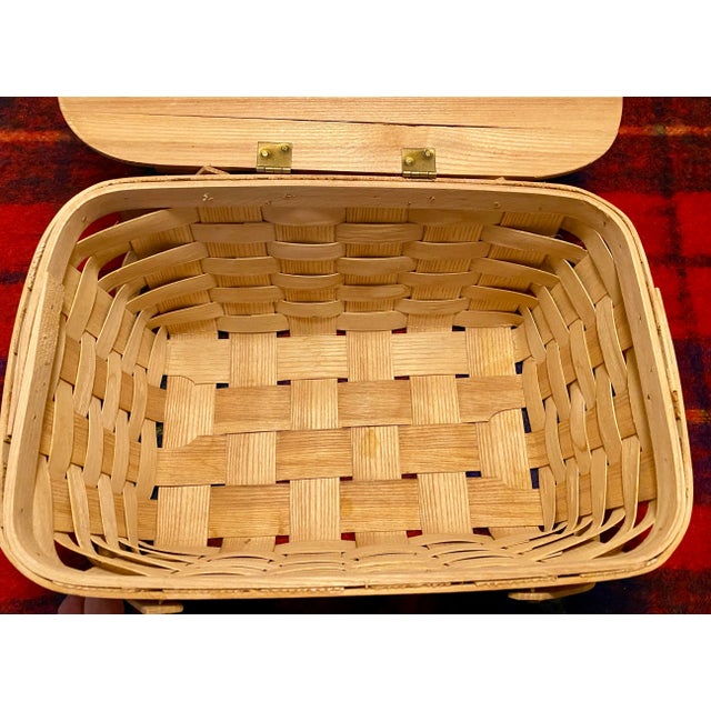 1980s Basketville Putney Vt Hand-Painted Picnic Basket For Sale - Image 4 of 8