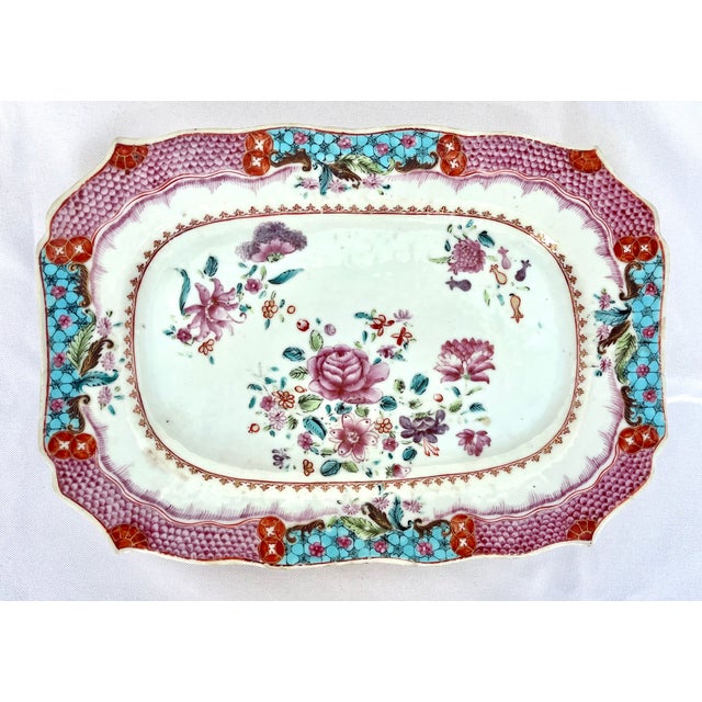 An exceptional late 18th-century Chinese Export porcelain small serving platter or underplate dating to the Qianlong...