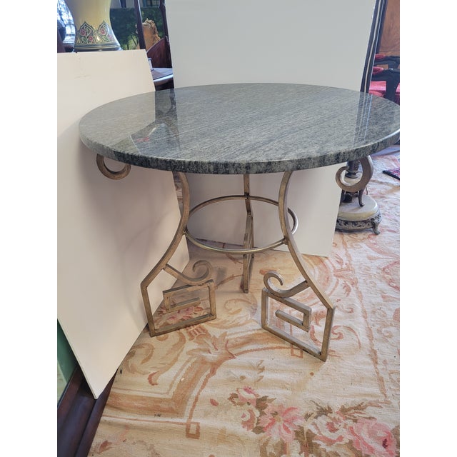 1980s Modern Gilt and Marble Greek Key Design Occasional Table For Sale In Philadelphia - Image 6 of 7