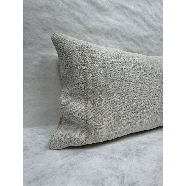 Turkish Hemp Pillow Cushion Natural Beige Pillow Cushion Cover 16" x 24" For Sale - Image 4 of 4