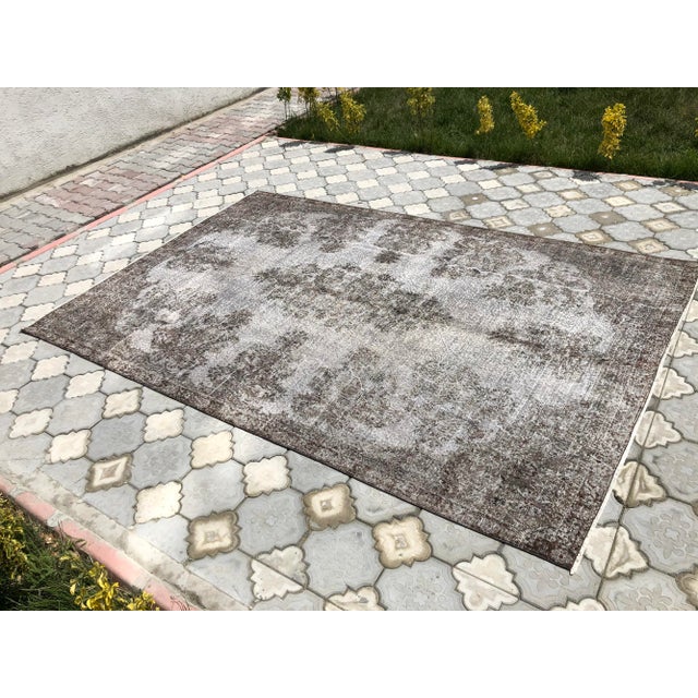 Turkish Vintage Oushak Gray Wool Rug For Sale - Image 3 of 9