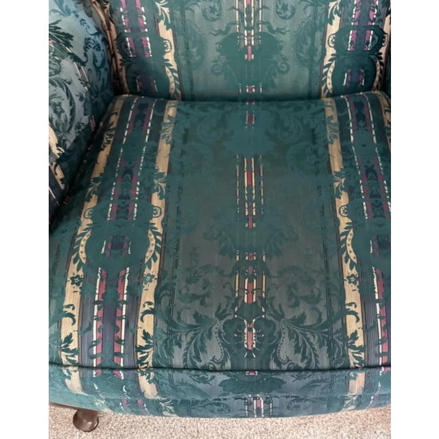 Ethan Allen Vintage 1990s Ethan Allen Queen Anne Sussex Wingback Chair – Emerald Green Damask For Sale - Image 4 of 7