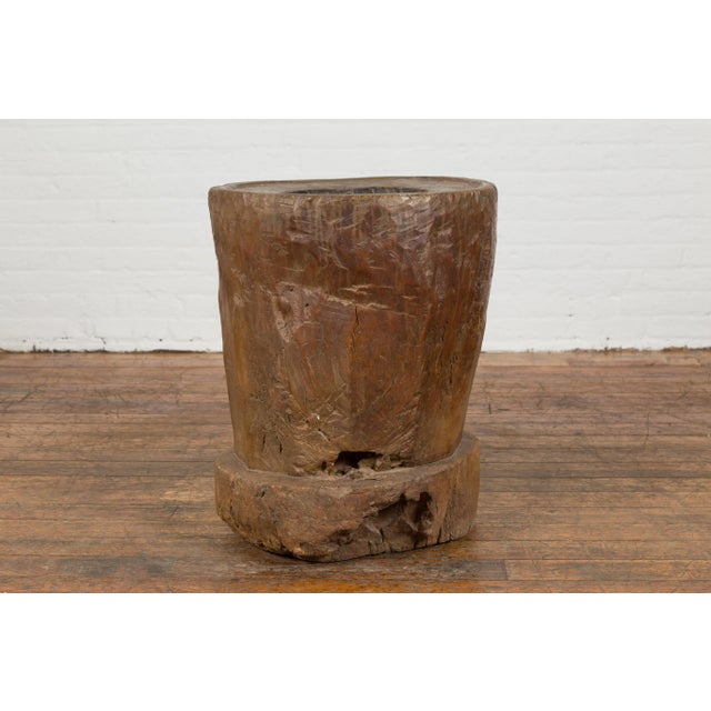 Antique Indonesian Rustic Tree Stump Planter with Weathered Appearance For Sale In New York - Image 6 of 10