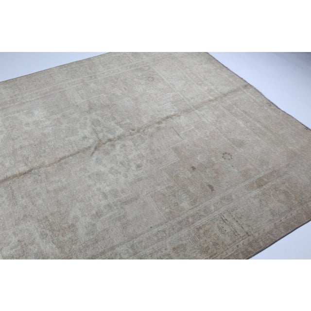 Vintage Turkish Oushak Rug – Faded Floral Medallion in Soft Neutrals - 5' X 8' 7'' For Sale - Image 10 of 12