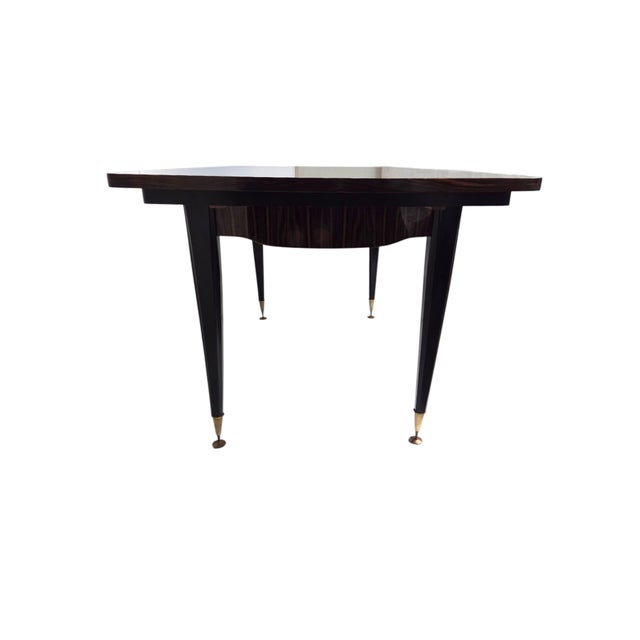 Chestnut French Mid Century Macassar Ebony Parquetry Inlaid Expandable Dining Room Table W/ Leaves For Sale - Image 8 of 18