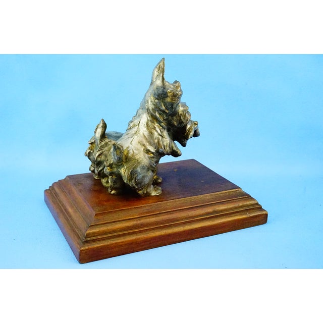 Measurements: height: 20.5 cm; width: 25 cm; depth: 18 cm; weight: 1.757 kg item : splendid ceramic sculpture with a...