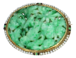 Mid 20th Century 14k Gold Brooch With Green Jade and Pearl Border