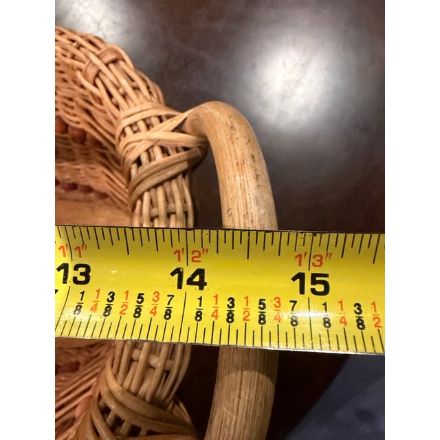 Vintage 1970s Woven Wicker Basket With Wood Bead Detail & Handle For Sale - Image 11 of 14