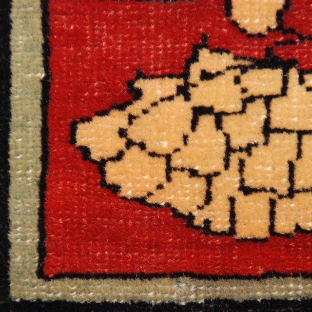 19th Century Saruk Farahan Carpet For Sale - Image 4 of 5