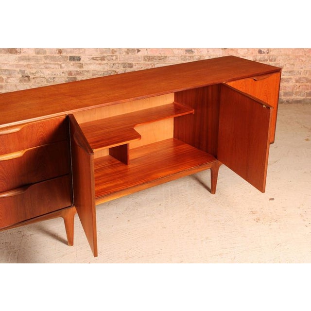 Mid-Century Dunvegan Sideboard in Teak from McIntosh, 1960s For Sale - Image 9 of 17