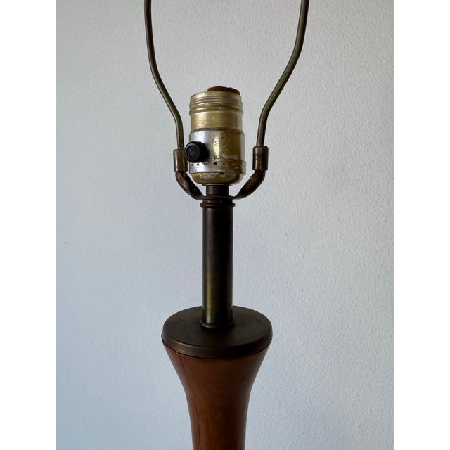 White 1960’s Italian Mid-Century Modern Walnut and White Marble Table Lamp With Brass Base For Sale - Image 8 of 12