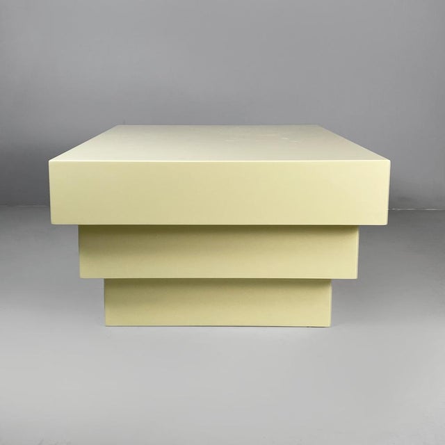 Modern Italian Coffee Table in Light Yellow Wood, 1980s For Sale - Image 3 of 18