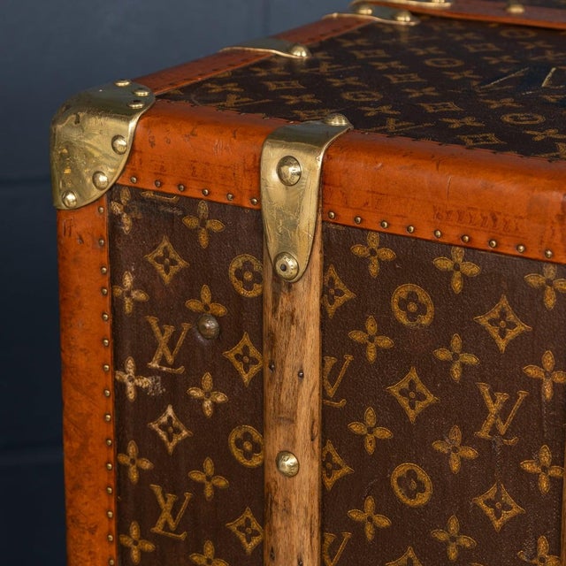 1930s 20th Century Wardrobe Trunk in Monogram Canvas from Louis Vuitton, France, 1930 For Sale - Image 5 of 18