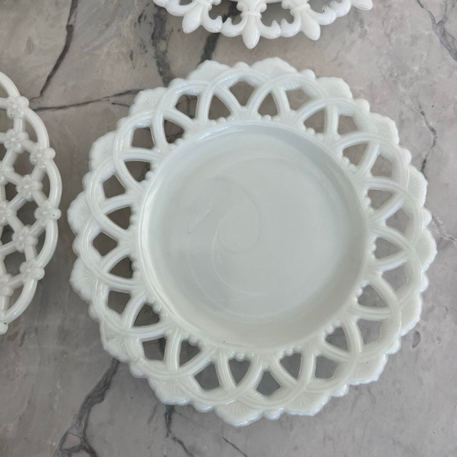 1950s Set of 4 Unique Vintage Milk Glass Plates by Canton and Westmoreland For Sale - Image 5 of 11