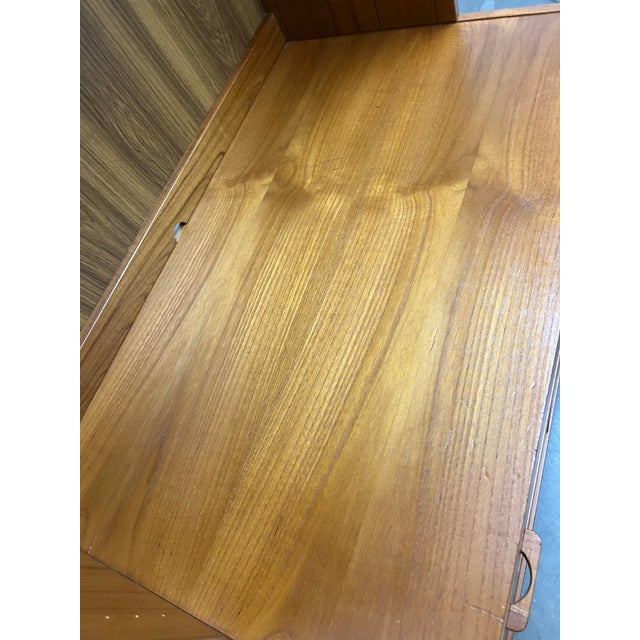 Wood 1960s Beautiful Danish Modern Teak Display Cabinet For Sale - Image 7 of 9