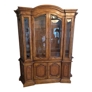 1980s Drexel Heritage French Provincial Dining China Cabinet– Touraine Collection For Sale