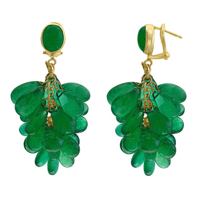 Gemstone 140 Carat Colombian Emerald Briolettes Hanging Drop Earrings 18 Karat Gold, A Pair For Sale - Image 7 of 18
