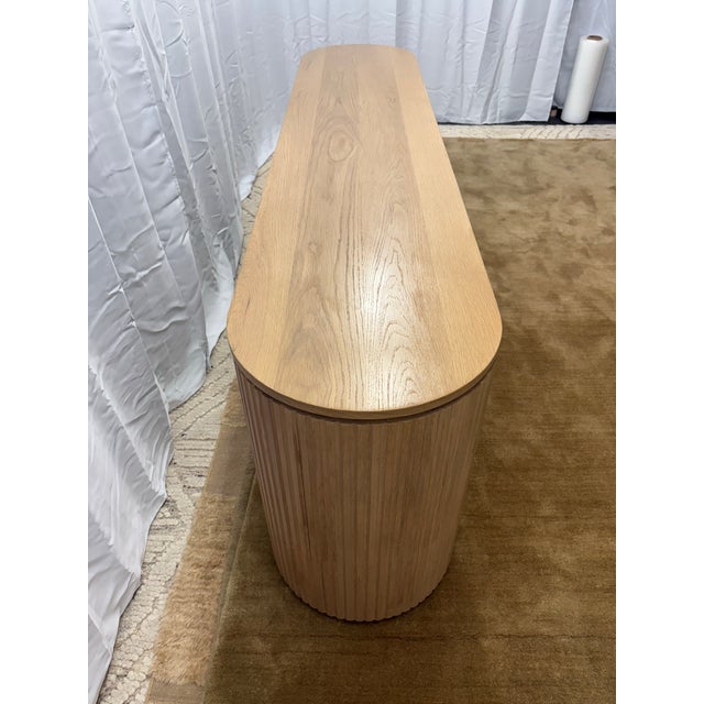 Rh Restoration Hardware Byron 4-Door Media Console – 84” For Sale In Columbus - Image 6 of 18