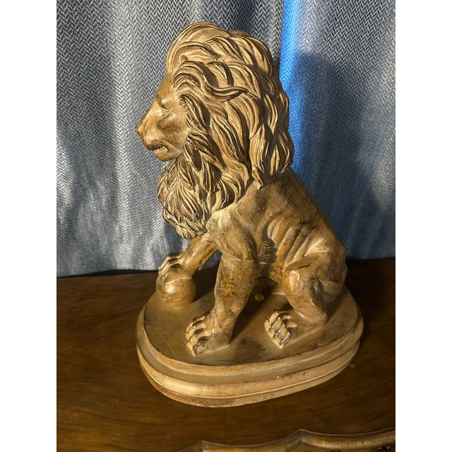 Late 20th Century Vintage Classical Style Gold Gilt Lion Sculpture – Resin For Sale - Image 5 of 11