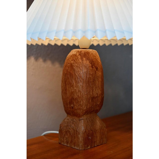 Brutalist Danish Hand-Carved Teak Table Lamp, 1960s For Sale - Image 6 of 11