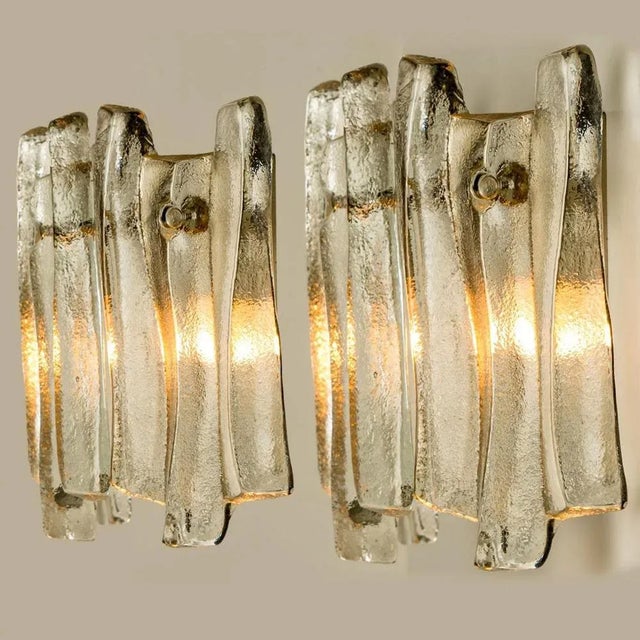 Kalmar Textured Ice Glass and Chrome Wall Light attributed to J. T. Kalmar for Kalmar, 1970s For Sale - Image 4 of 10