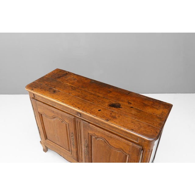 Antique Chestnut Buffet, 1870 For Sale - Image 4 of 9