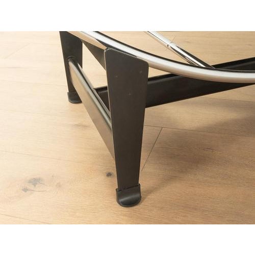 LC4 Chaise Longue by Le Corbusier for Cassina For Sale - Image 12 of 14