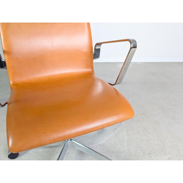 Metal Oxford Office Chair by Arne Jacobsen for Fritz Hansen For Sale - Image 7 of 13