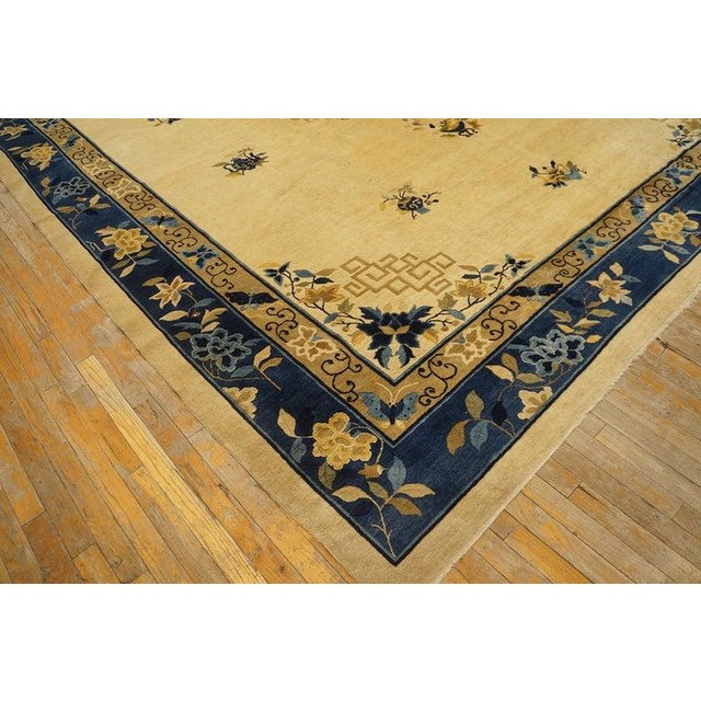 1920s Beige Field Antique Chinese Peking Floral Medallion Oriental Wool Rug For Sale In New York - Image 6 of 11