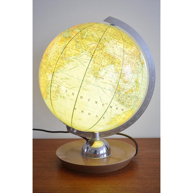 Illuminated Glass Globe from JRO Verlag München, 1950s For Sale - Image 6 of 15