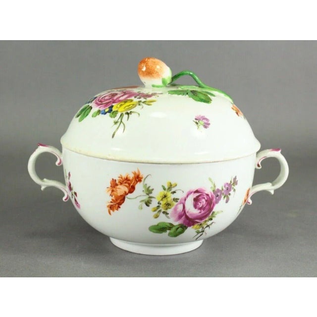 Circa 1756 Vienna Porcelain Ecuelle Bowl & Cover W. Strawberry Knob For Sale - Image 13 of 13