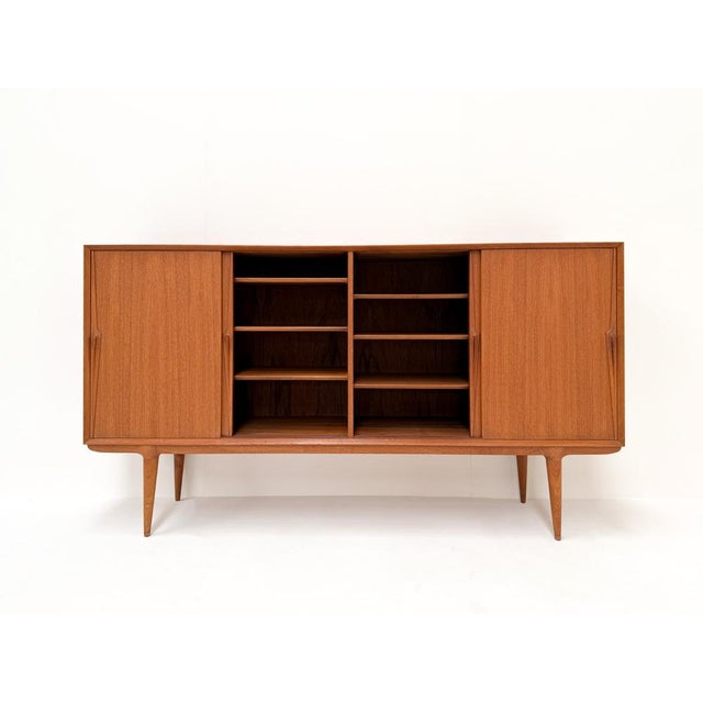 Mid-Century Modern Model 19 Sideboard by Gunni Omann for Omann Jun, Denmark, 1960s For Sale - Image 3 of 9