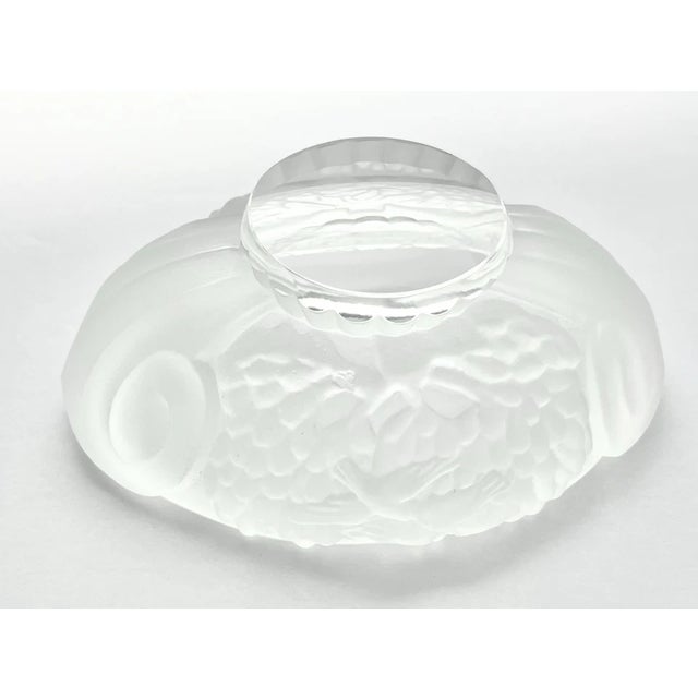 1920s Lalique-Style Frosted Crystal Oval Dresser Vanity Trinket Box Cherubs Birds For Sale - Image 11 of 11