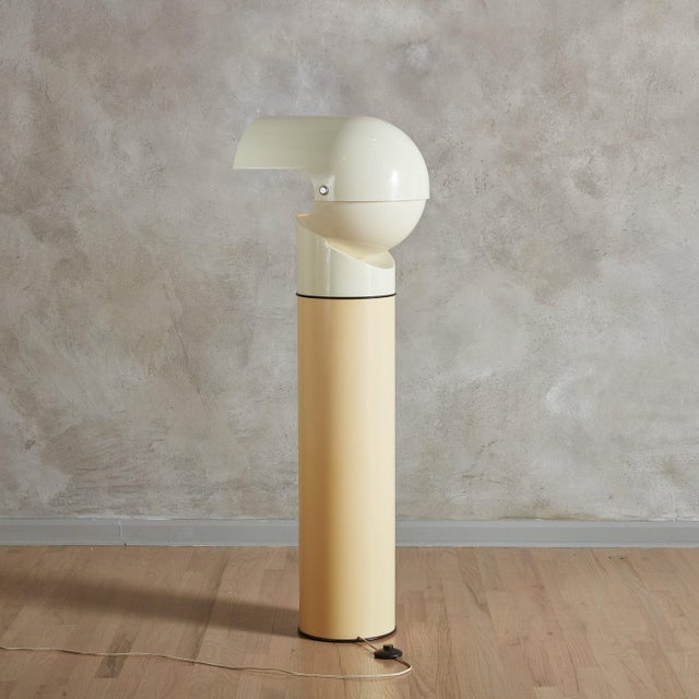 Pileo' Floor Lamp by Gae Aulenti for Artemide, Italy 1972 For Sale In Chicago - Image 6 of 11