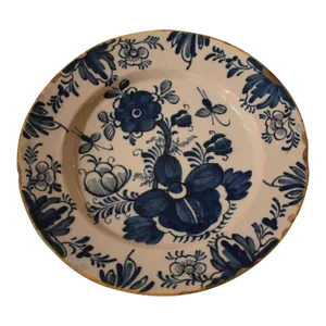 18th Century Delft Charger With Robust Floral Design