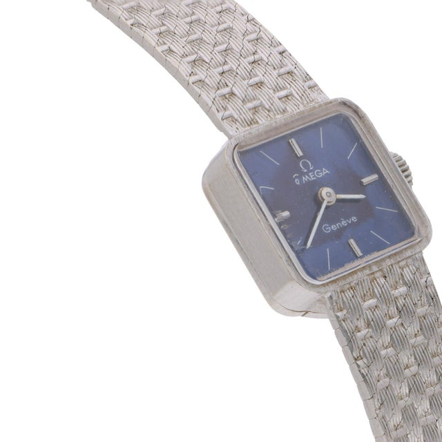 Contemporary Vintage Omega Geneve Ladies 18k White Gold Blue Dial Square Mesh Bracelet Watch For Sale - Image 3 of 15