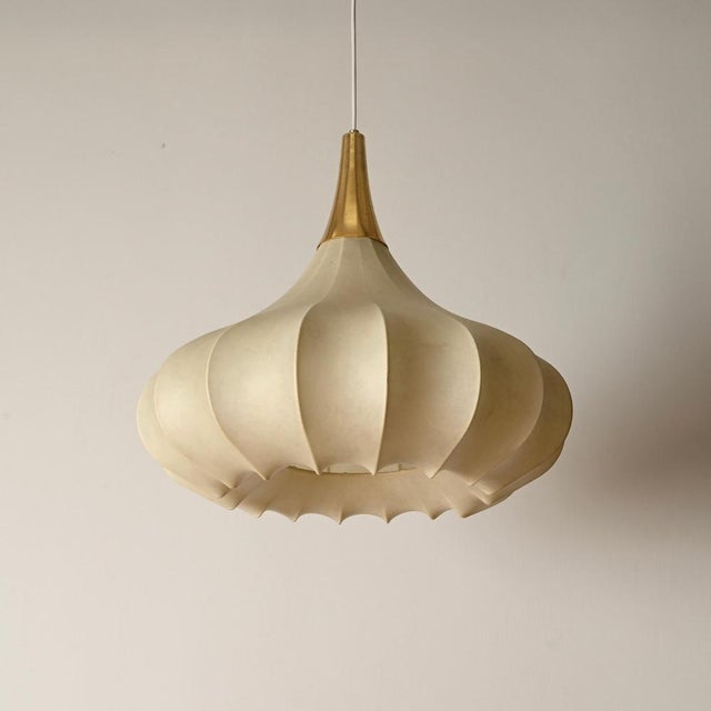 Large Mid-Century Beige Flower Cocoon Pendant by Achille Castiglioni for Hille, Italy, 1960s For Sale - Image 11 of 14