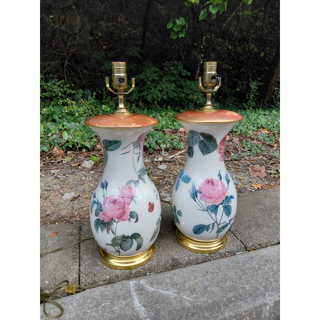 Late 20th Century Floral Ceramic Table Lamps Attributed to Vaughan Designs - a Pair For Sale In Atlanta - Image 6 of 7